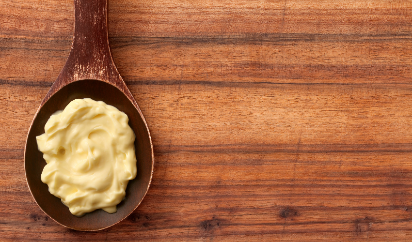 removing water stains from wood with mayonnaise